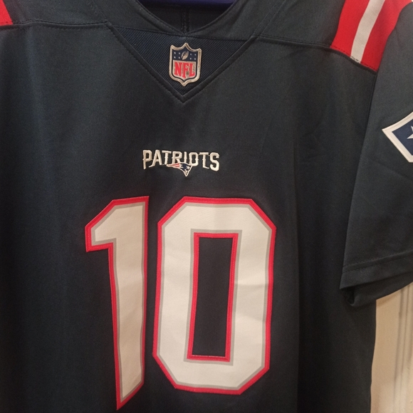 Nike On Field #10  Mac Jones Jersey New England Patriots NFL Size medium - Picture 3 of 15